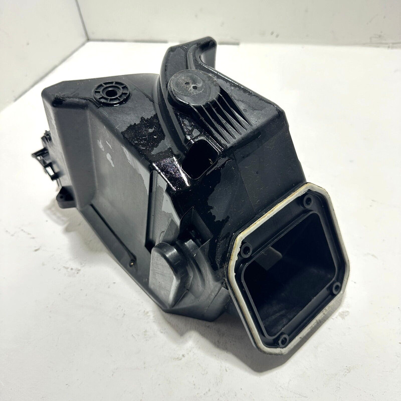 Engine Compartment Fuse Relay Box Housing Cover Mercedes-Benz S550 2007-2013 OEM