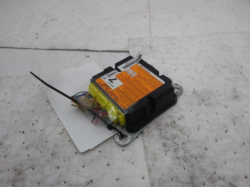 Used Air Bag Module fits: 2015 Infiniti Q70 Air Bag center console w/adaptive cr