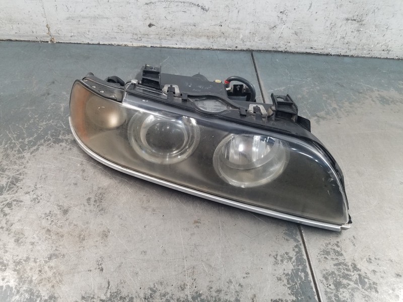 2001 BMW M5 E39 Right Passenger Head Light #97647 V5