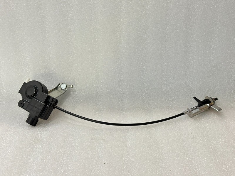 07-17 Lexus LS460 Fuel Gas Tank Fuel Door Lid Lock Release Actuator Oem