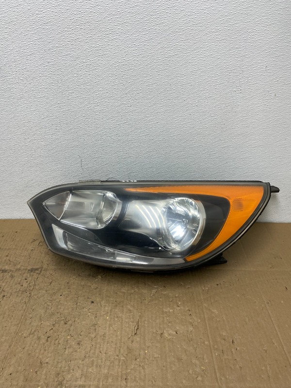 2012 to 2017 Kia Rio Hatchback Left Driver LH Halogen Headlight AC0142 DW