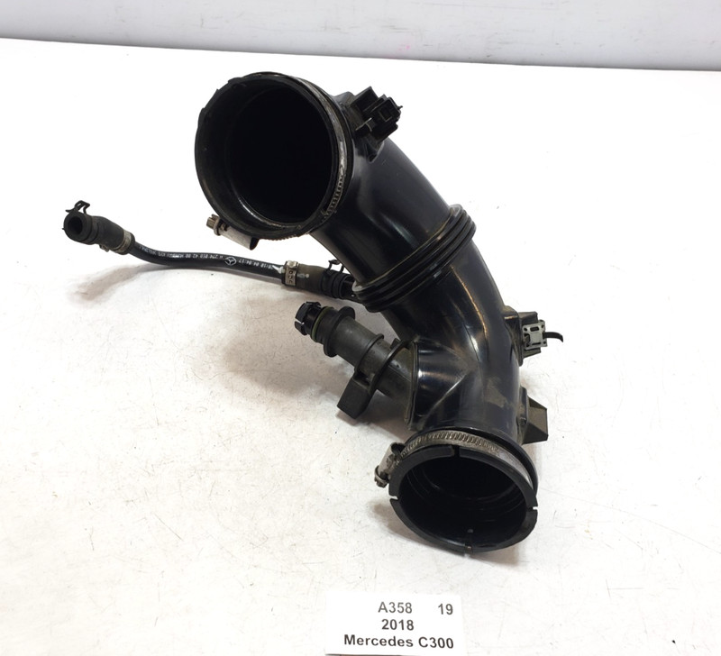 ✅ 2015-2018 OEM Mercedes C300 A205 W205 2.0L Air Intake Duct Hose Tube Pipe