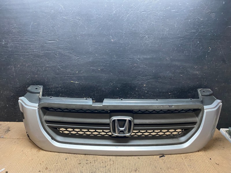 2003 2004 2005 Honda Pilot Front Upper Grill Grille Aftermarket T9696 DG