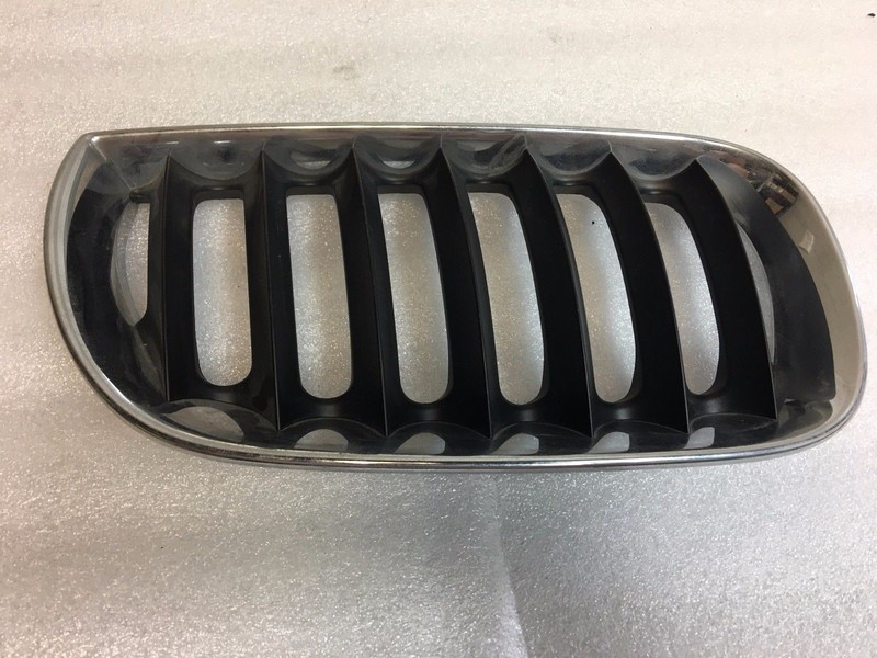 06 BMW X3 Front Right Kidney Grille 5113 3402910-06 258918 10