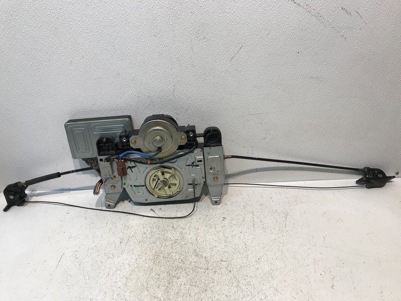 99-04 ODYSSEY Rear Right Passenger Sliding Door Regulator Motor w/ Cables