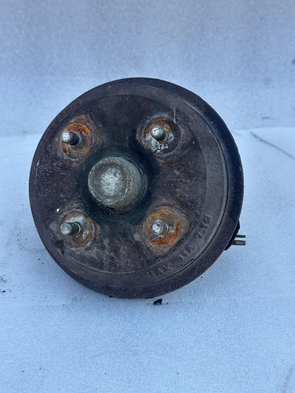 1976 1977 1978 1979 1980 1981 HONDA ACCORD RIGHT SIDE REAR KNUCKLE SPINDLE HUB