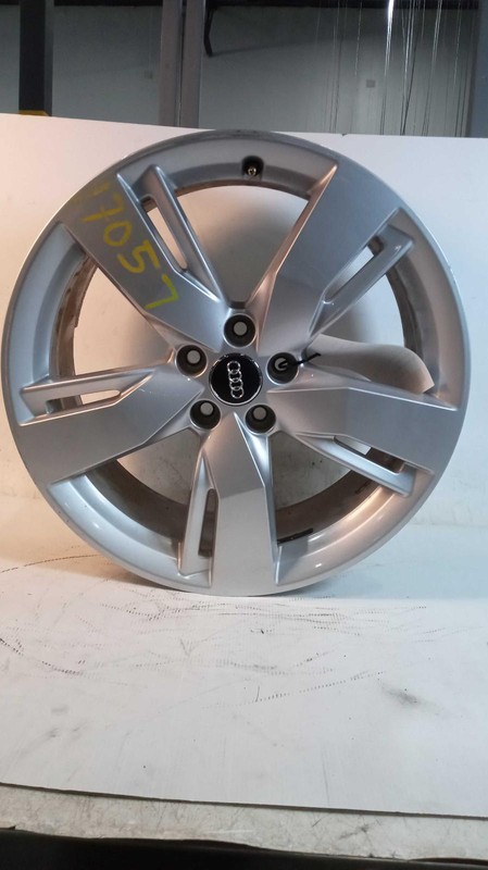 Used Wheel fits: 2018 Audi Q5 19x8 alloy 5 spoke slotted spoke Grade B