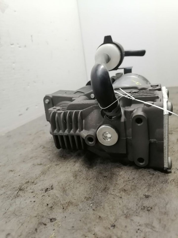 Air Suspension Compressor Pump 2013 Jaguar XFR 86413-0 1533926