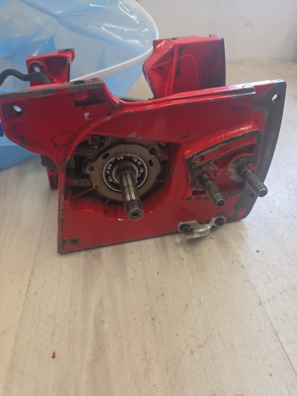 Homelite 410 Crank Case chainsaw part only