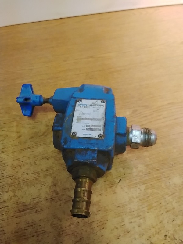 Sperry Vickers CT 06 F 50 590536 Pressure Relief Valve