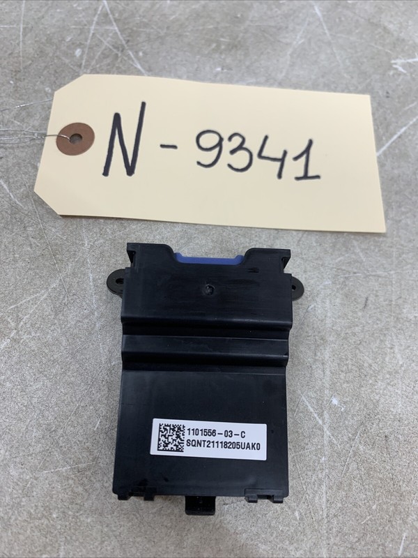 17-22 Tesla Model 3 Y Steering Wheel Enclosure Controller Module 9341 B3