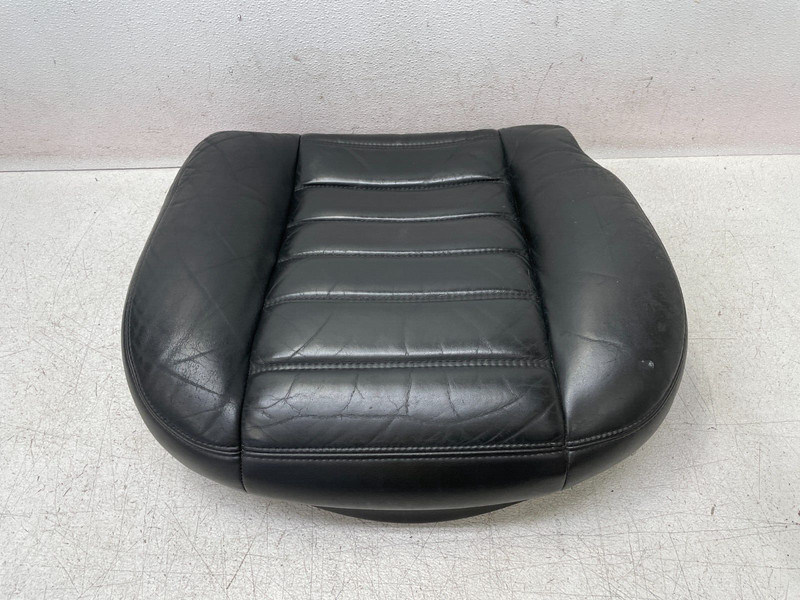 03 04 05 06 07 Hummer H2 Front Right Passenger Lower Seat Cushion Black 1366 OEM