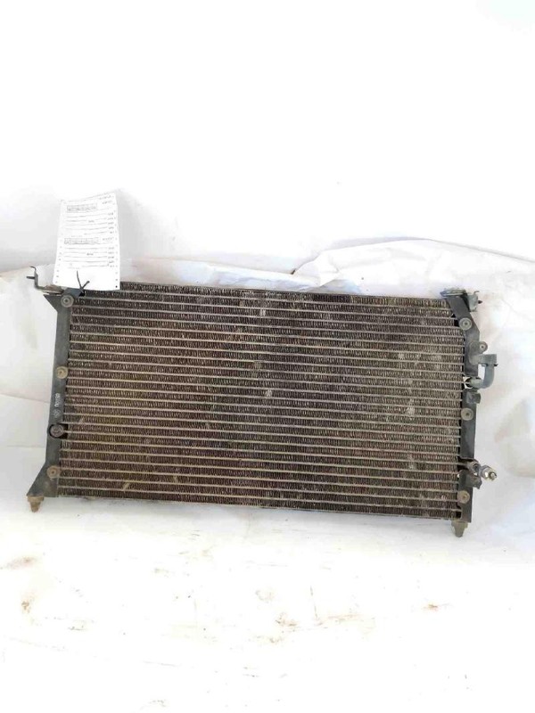 Condenser TOYOTA SIENNA 98 99 00 01 02 03