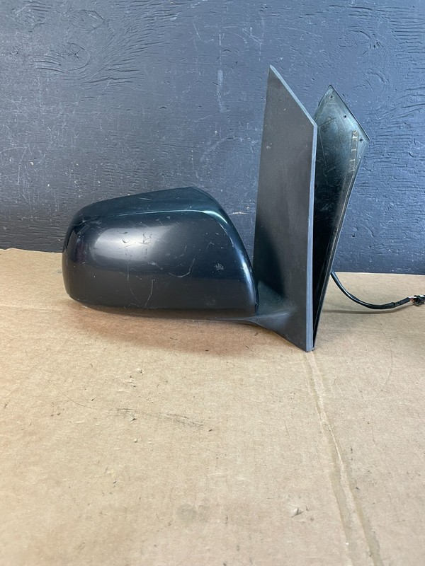 2011 to 2014 Toyota Sienna Right Passenger RH View Door Mirror OEM AE0925 DW