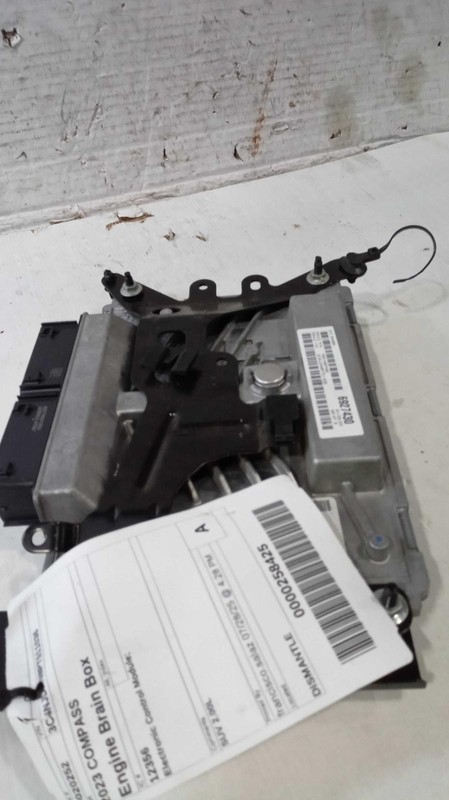 2023 Jeep Compass Engine Control Module ECM 68493659AC Black OEM Used 11K Mi
