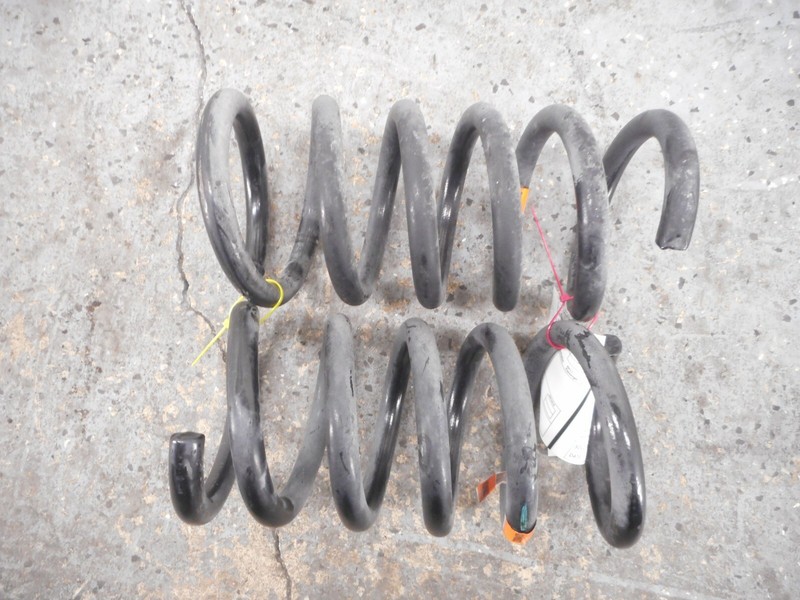 12-16 Cadillac SRX Rear Driver Left Passenger Right Coil Spring OEM Opt FE2