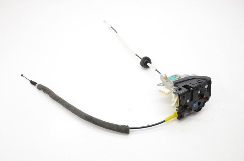 2015-2018 Porsche Macan 2.0L Passenger Right Rear Door Latch Lock Actuator