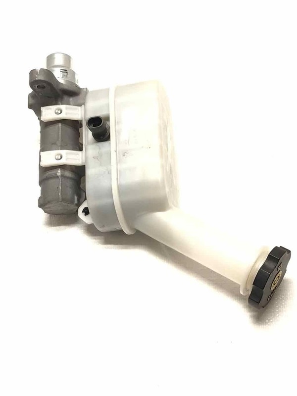 2016 Acadia Brake Master Cylinder Assembly Part# 22823315
