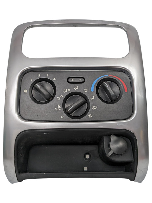 02-03 JEEP LIBERTY Heater A/C Air Temperature Climate Control W/Dash Trim Bezel