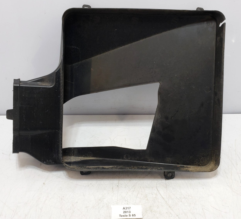 ✅ 12-16 OEM Tesla Model S Front Right Passenger Air Conditioner Condenser Duct