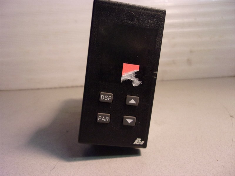 Red Lion Controls Model PSC Digital Panel Meter *FREE SHIPPING*