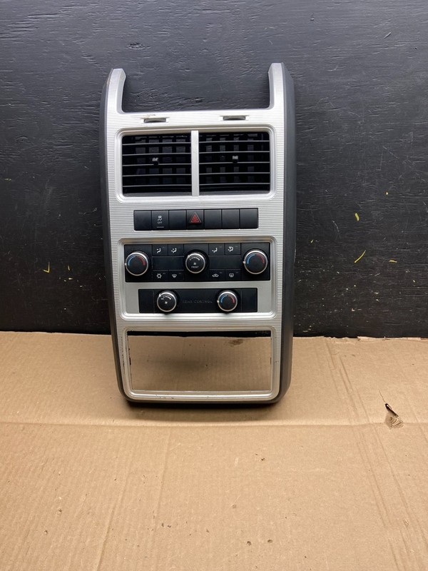 2009 2010 Dodge Journey Center Dash A/C AC Climate Control Bezel Trim y2117 DG