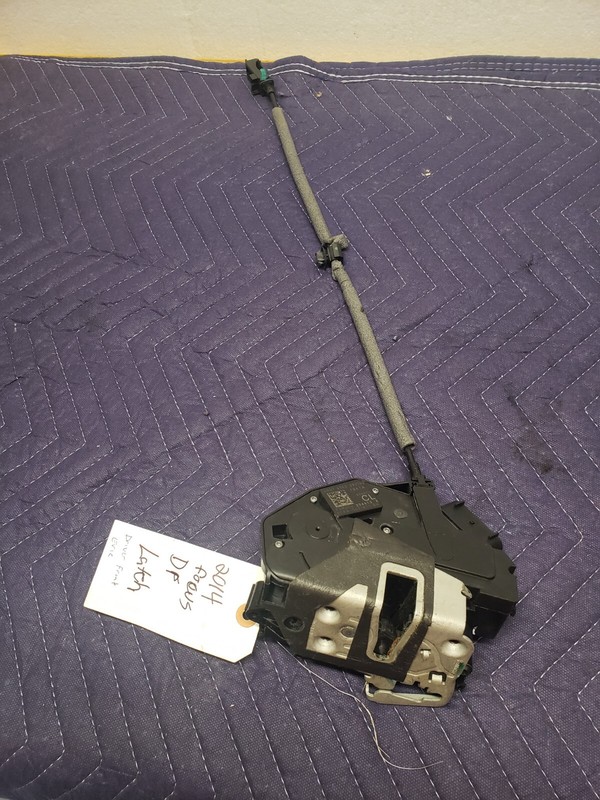12 - 18 Ford Focus Front Door Latch Assembly LH Driver Side OEM