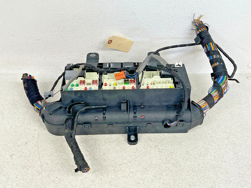 ⭐2017-2020 JAGUAR F-PACE XF REAR FUSE JUNCTION BOX BLOCK OEM LOT2375
