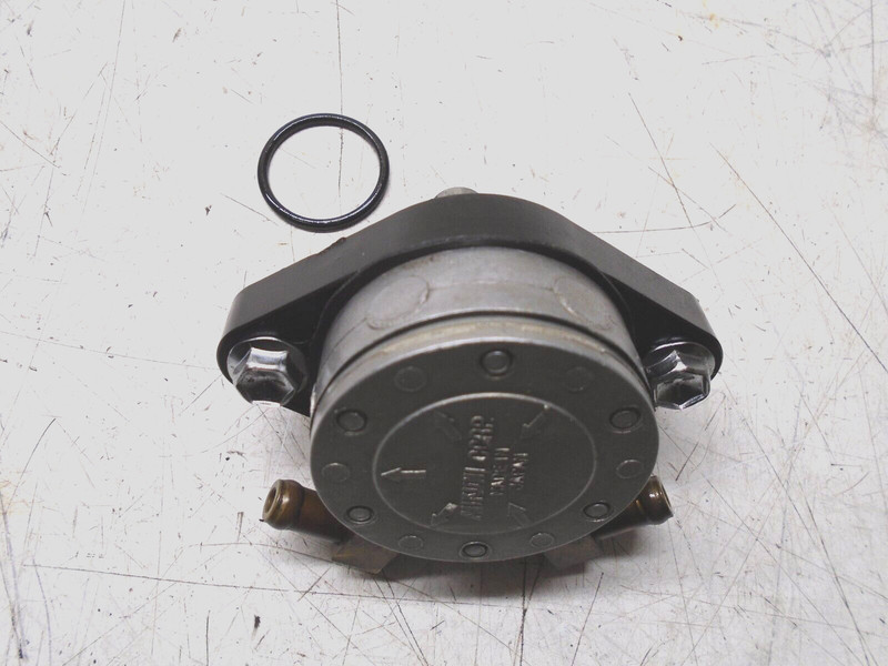 C6b OMC Johnson Evinrude Outboard Fuel Pump 5031398 40hp - 50hp
