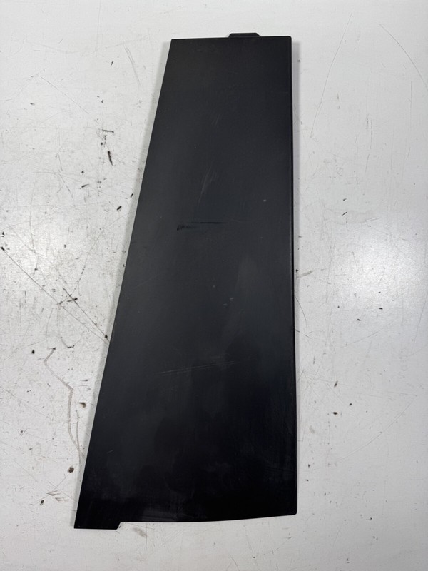 018-024 Honda Odyssey Right Slide Door Quarter Pillar Garnish 72935-THR-A01 OEM