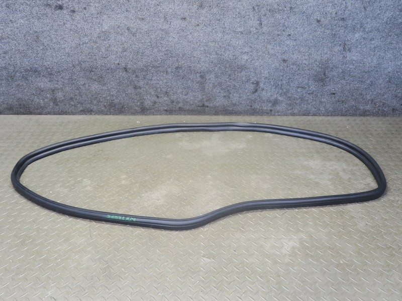 1999-2004 PORSCHE 911 996 CONVERTIBLE REAR TRUNK WEATHERSTRIP RUBBER SEAL GASKET