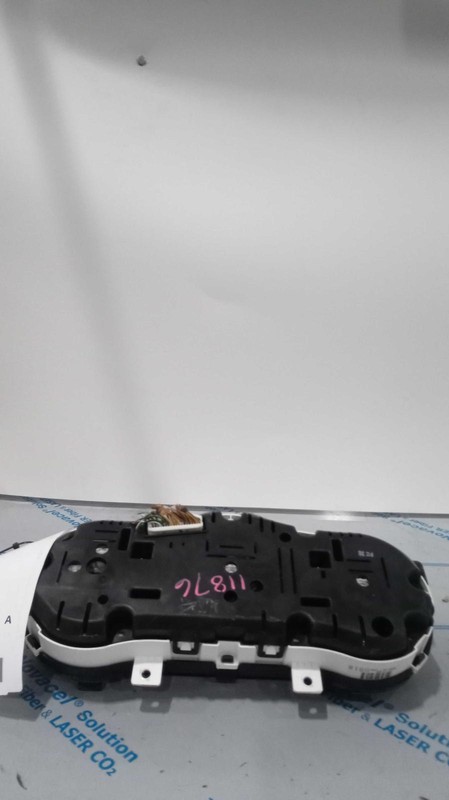 2013 KIA Optima Speedometer Gauge OEM White 940012T322 90K Miles