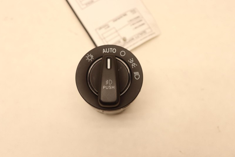 2011-2018 DODGE DURANGO DASHBOARD HEADLIGHT HEADLAMP CONTROL SWITCH OEM