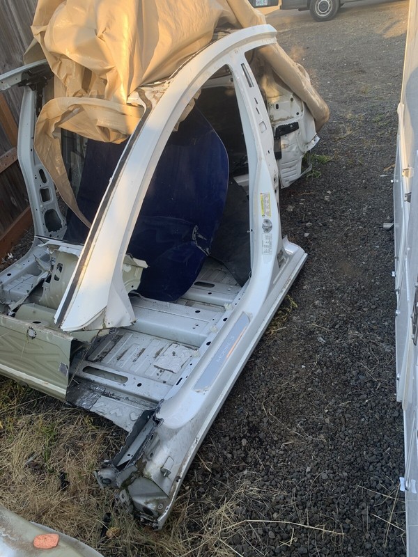 2019 TESLA 3 M3 OEM DRIVER LEFT FRONT B PILLAR POST
