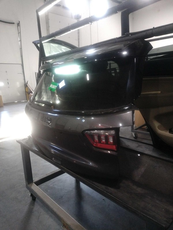 Used Deck Lid fits: 2018 Jeep Compass LED lamps privacy tint glass Grade A