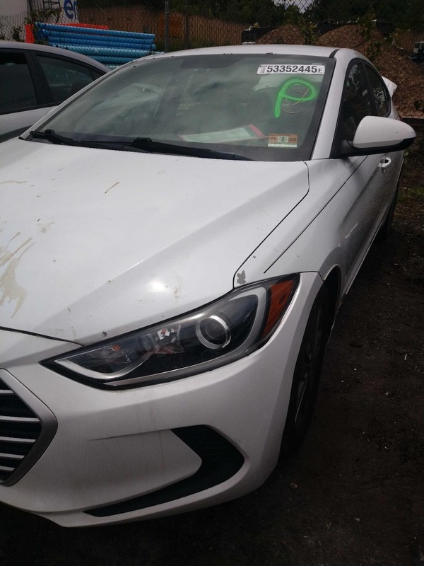 2018 Hyundai Elantra Rack and Pinion Assembly OEM 115k Miles - White