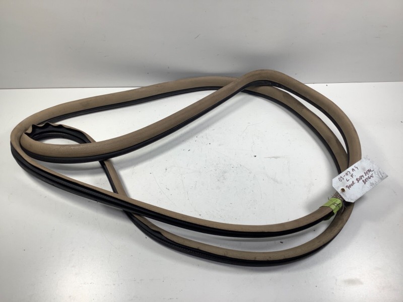 03-07 Accord 4DR LEFT FRONT Door Body Seal Beige 72355-SDA-305ZC OEM