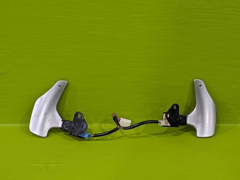 06 07 08 IS250 PADDLE + - SHIFTER WHEEL SWITCH SET OEM 3861-11