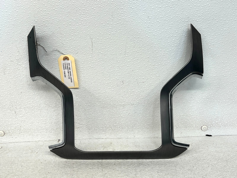 ⭐2019-2023 GMC SIERRA CENTER DASH RADIO DISPLAY BEZEL COVER TRIM OEM LOT2680