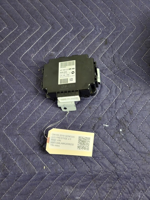 Used Oem GENESIS Power Converter Inverter Control Module for 2019-2021 G70 2.0L
