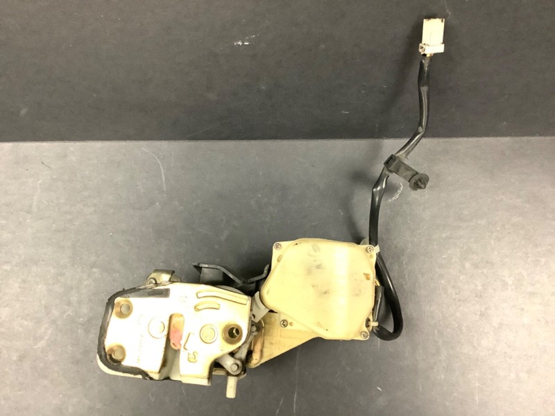 94-97 Accord 4Dr Lock Right Rear Door Latch Power Actuator Motor Locking Assy