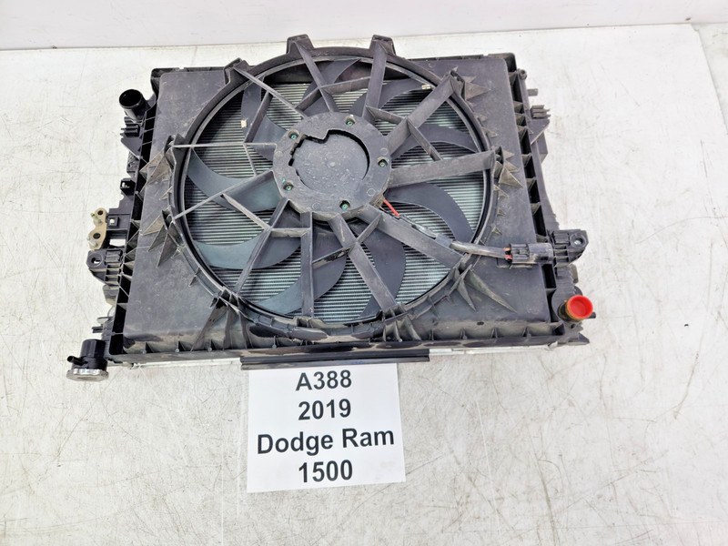 ✅ 19-24 OEM RAM 1500 Tradesman Main Radiator Condenser Fan Motor Assembly SET