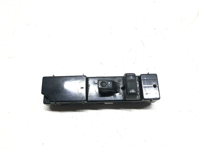 Silverado Sierra Passenger Right Front Window Switch 2003 2004 2005 2006