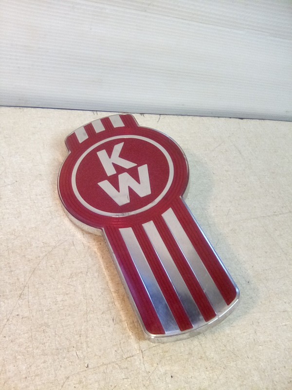 Kenworth Emblem K221 4507