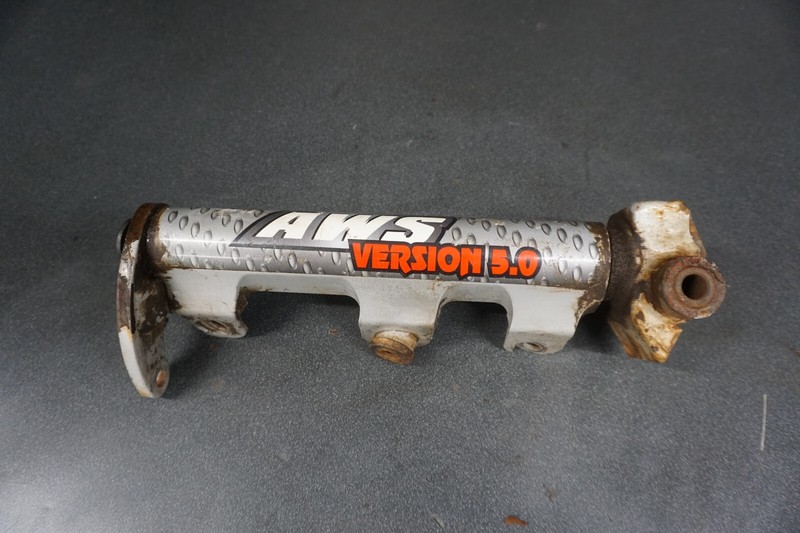 2003 Arctic Cat OEM RH Right Spindle Knuckle Mountain Cat 600 EFI 1703-076