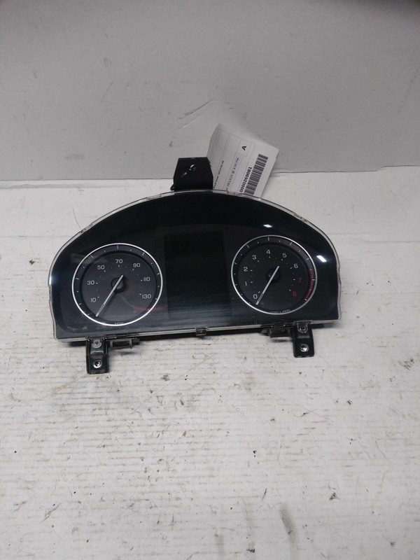 2013 Land Rover LR2 Speedometer Gauge Black OEM 2.0L 185K Miles LR039942