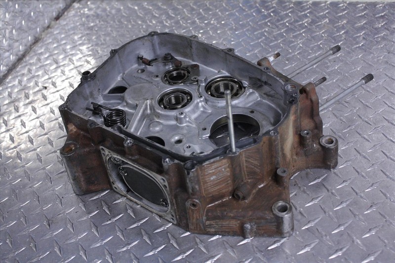 1988 SUZUKI LT 300 E RIGHT RH ENGINE MOTOR CRANK CASE BLOCK LT300 LT300E 88