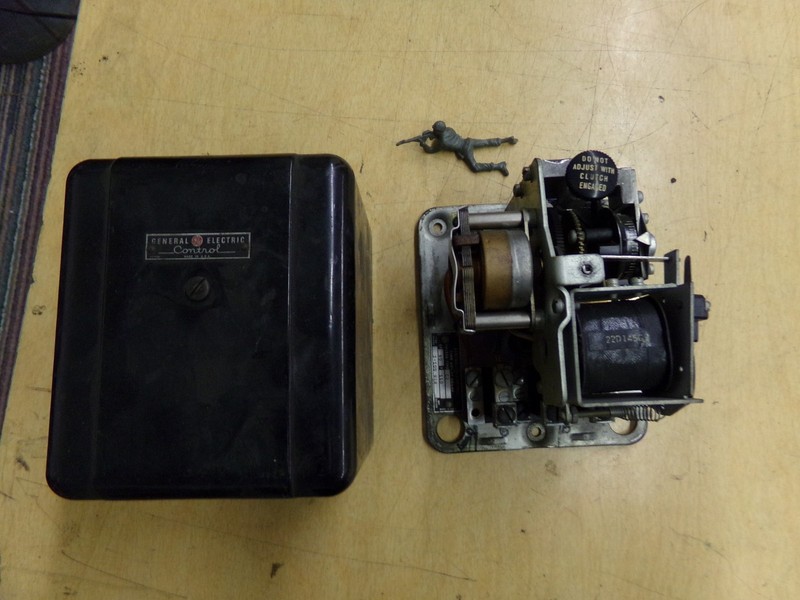 GE Time Delay Relay CR2820-1740C2 *FREE SHIPPING*