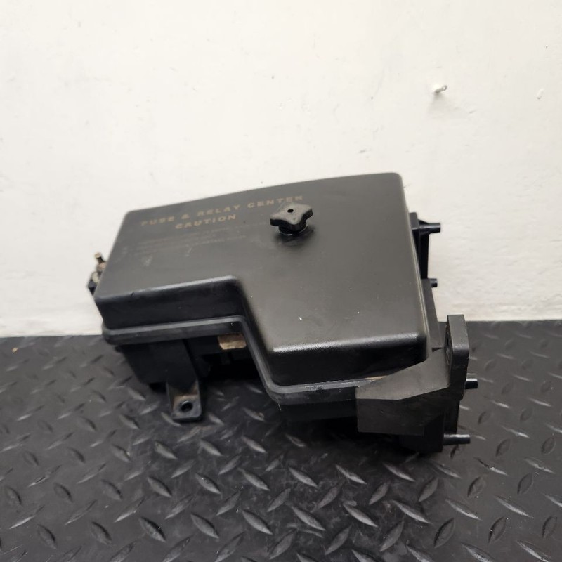 02-04 Dodge Ram 1500 Engine Fuse Box OEM 56051037AC
