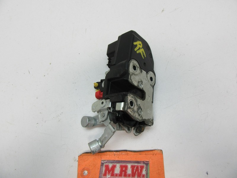 DOOR LATCH LOCK ACTUATOR RIGHT FRONT PASSENGER SIDE RF fit 06-10 JEEP COMMANDER